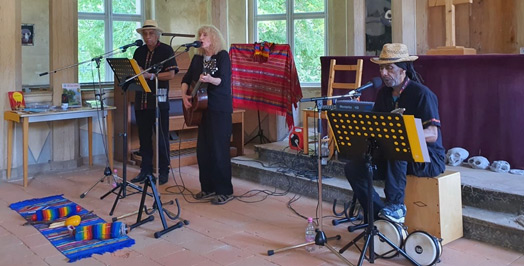 Auftritt des Trio IntiSonLatino in der Kirche Dannenwalde